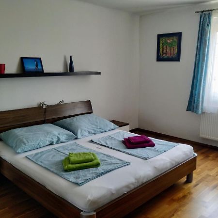 Ferienwohnung Family-Friendly Flat With Balcony Wien Exterior foto